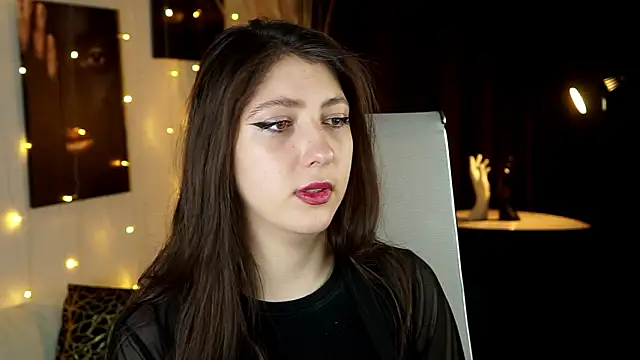 Snapshot of Mary_Miiller chatting on February 25, 2026, 6:23 am Mary Miiller online show from February 25, 2026, 6:23 am