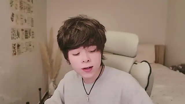 PaulTexx online show from December 13, 2025, 10:04 pm