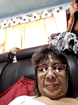 OliviaMorris1 online show from September 30, 2025, 6:24 pm