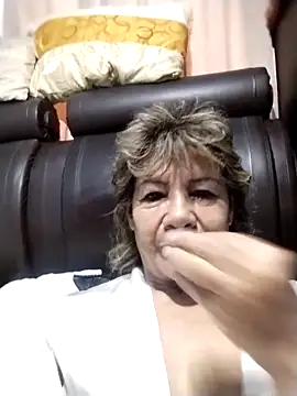 Snapshot of OliviaMorris1 chatting on May 4, 2026, 11:39 am OliviaMorris1 online show from May 4, 2026, 11:39 am