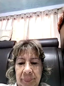 Snapshot of OliviaMorris1 chatting on May 14, 2026, 12:56 pm OliviaMorris1 online show from May 14, 2026, 12:56 pm