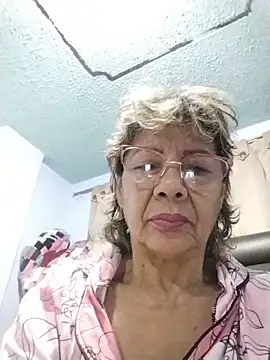 Snapshot of OliviaMorris1 chatting on May 24, 2026, 10:53 am OliviaMorris1 online show from May 24, 2026, 10:53 am