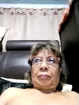 Snapshot of OliviaMorris1 chatting on May 25, 2026, 11:55 pm OliviaMorris1 online show from May 25, 2026, 11:55 pm