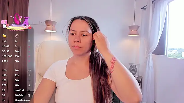 Brandy priscot online show from September 15, 2025, 7:03 pm