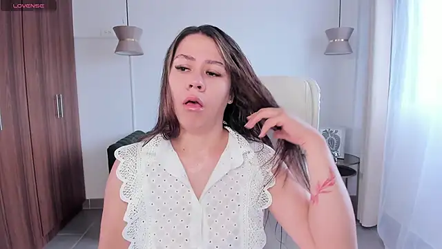 Brandy priscot online show from September 16, 2025, 7:04 pm