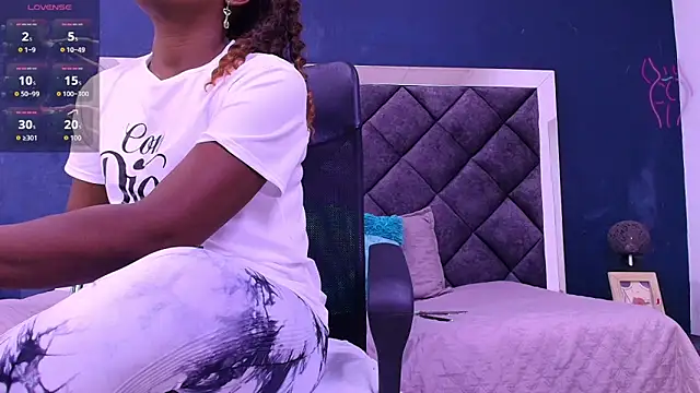 Snapshot of ebony__jheim chatting on March 4, 2026, 12:22 pm ebony jheim online show from March 4, 2026, 12:22 pm