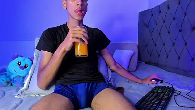 CamiiloRivera online show from September 11, 2025, 1:28 am