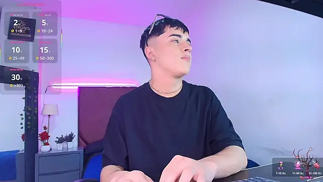 Snapshot of Lucass_love chatting on October 23, 2025, 4:28 pm Lucass love online show from October 23, 2025, 4:28 pm