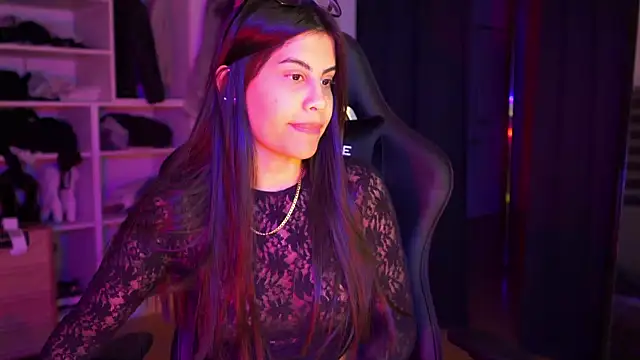 Snapshot of capriciousqueen chatting on October 9, 2025, 4:43 am capriciousqueen online show from October 9, 2025, 4:43 am