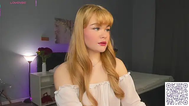 ShyEmma  online show from November 29, 2025, 1:19 am