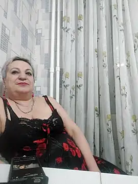 Snapshot of StarNicole chatting on November 4, 2025, 6:18 pm StarNicole online show from November 4, 2025, 6:18 pm