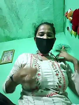 PIHU999 online show from November 2, 2025, 1:41 am