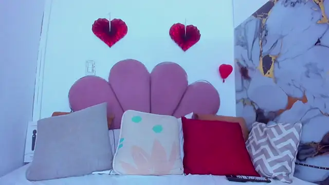 minnari online show from February 26, 2026, 8:08 pm