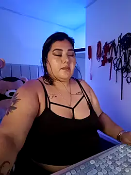 AndreaKinky online show from November 14, 2025, 8:13 am