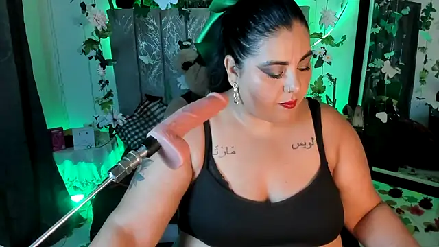 AndreaKinky online show from March 15, 2026, 9:04 am