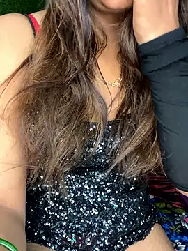 Snapshot of SEXY-SIMI-BHABI chatting on May 18, 2026, 4:07 am SEXY-SIMI-BHABI online show from May 18, 2026, 4:07 am