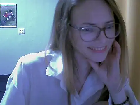 Snapshot of SEA_Dream chatting on October 28, 2025, 5:00 am SEA Dream online show from October 28, 2025, 5:00 am