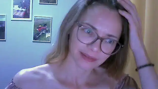 Snapshot of SEA_Dream chatting on November 27, 2025, 4:58 am SEA Dream online show from November 27, 2025, 4:58 am