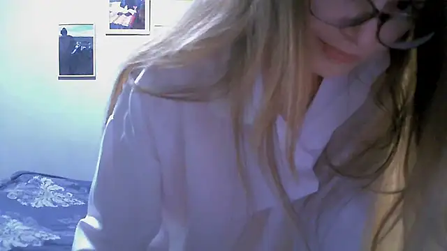 Snapshot of SEA_Dream chatting on December 5, 2025, 4:47 pm SEA Dream online show from December 5, 2025, 4:47 pm