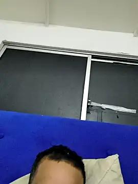 Snapshot of jhoi95 chatting on November 8, 2025, 2:23 am jhoi95 online show from November 8, 2025, 2:23 am