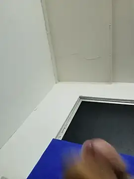 Snapshot of jhoi95 chatting on December 18, 2025, 4:07 am jhoi95 online show from December 18, 2025, 4:07 am