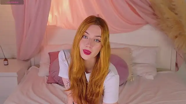 Snapshot of Sexy_witches chatting on November 6, 2025, 5:41 am Sexy witches online show from November 6, 2025, 5:41 am