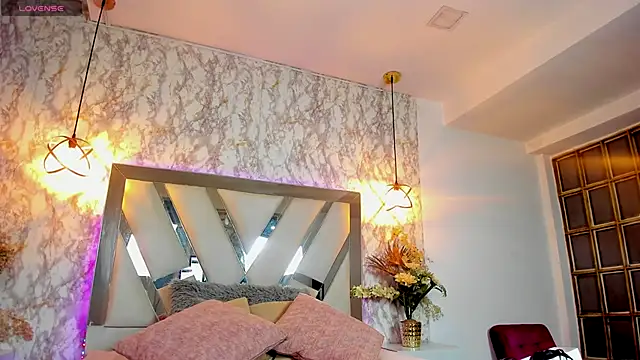 Snapshot of Aisha_poweer chatting on October 26, 2025, 2:17 am Aisha poweer online show from October 26, 2025, 2:17 am