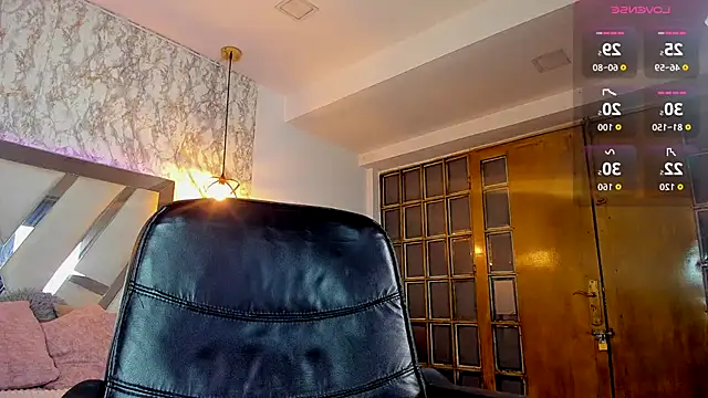 Snapshot of Aisha_poweer chatting on November 18, 2025, 2:28 am Aisha poweer online show from November 18, 2025, 2:28 am