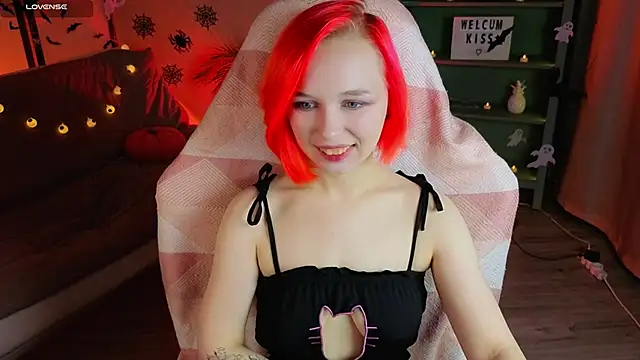 NaomiYoru online show from October 23, 2025, 8:29 pm