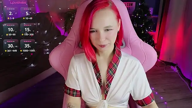 Snapshot of NaomiYoru chatting on January 13, 2026, 8:36 pm NaomiYoru online show from January 13, 2026, 8:36 pm