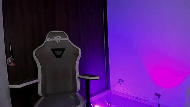 natevillage online show from October 14, 2025, 11:05 pm