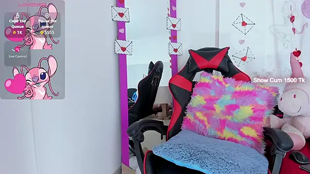 Ariana-Fernandez online show from February 21, 2026, 3:29 am