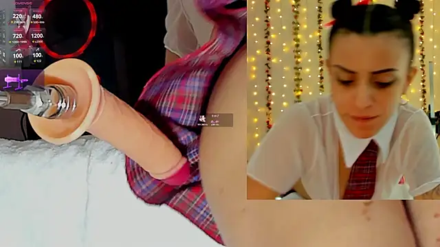 Kitty  Rose   online show from November 12, 2025, 10:04 am