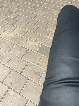 kamo012000 online show from September 9, 2025, 9:20 am