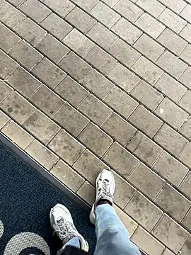 kamo012000 online show from September 30, 2025, 8:41 am