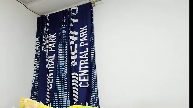 Snapshot of _Logan_Colton_ chatting on November 5, 2025, 11:16 pm Logan Colton online show from November 5, 2025, 11:16 pm