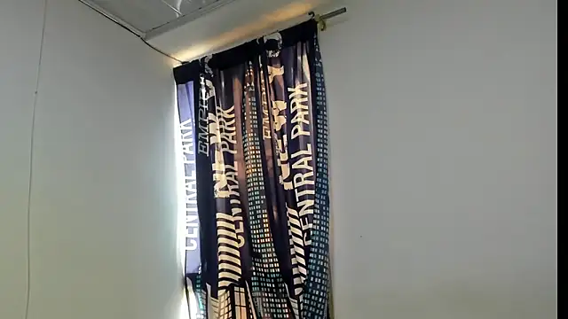 Snapshot of _Logan_Colton_ chatting on December 15, 2025, 8:24 pm Logan Colton online show from December 15, 2025, 8:24 pm