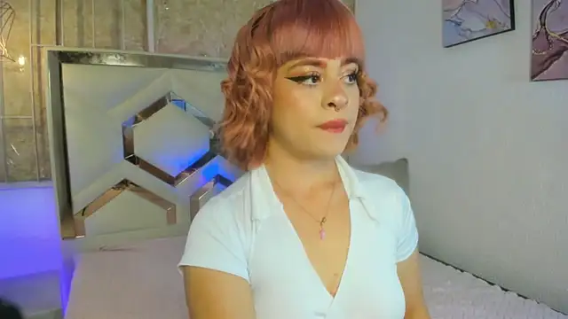 Venuss1  online show from November 25, 2025, 6:35 am