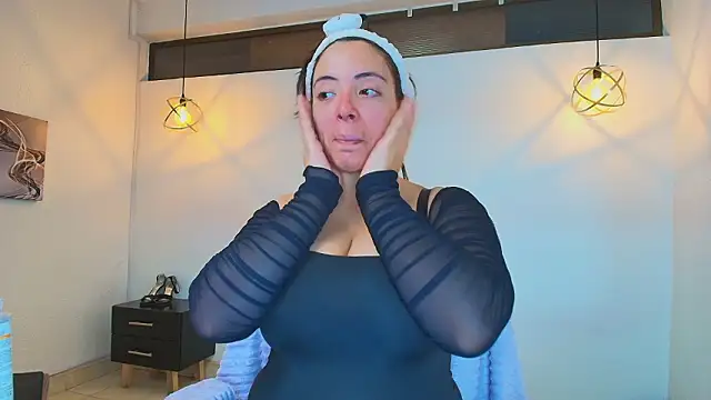 Rossi ss1 online show from February 9, 2026, 4:05 am