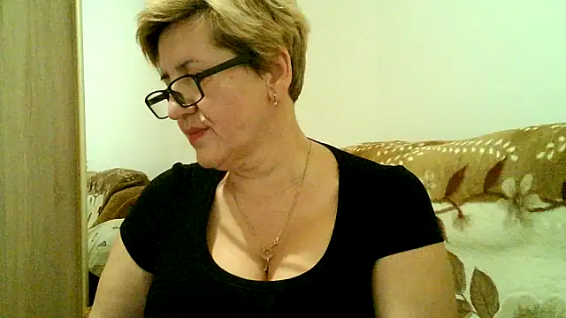 Dana4921 online show from December 13, 2025, 7:53 pm