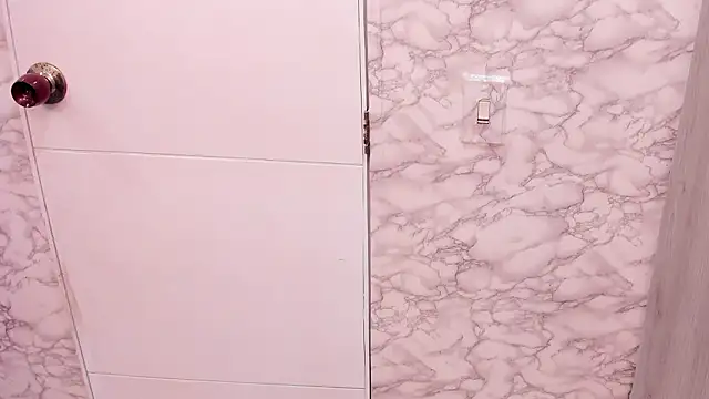 SASHA BROWNIE   online show from March 30, 2026, 7:59 pm