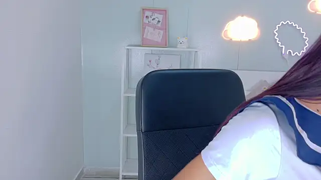 Taylorsmitth  online show from October 30, 2025, 11:44 am