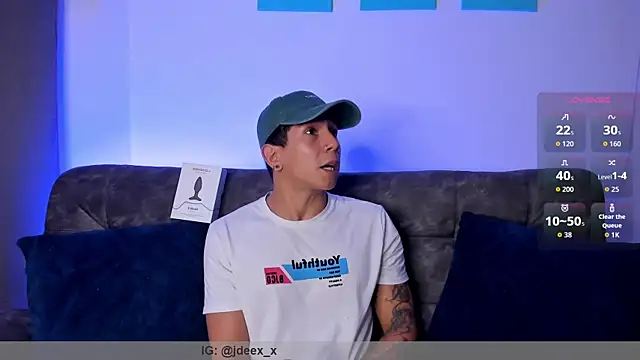 j deex online show from November 24, 2025, 11:15 pm