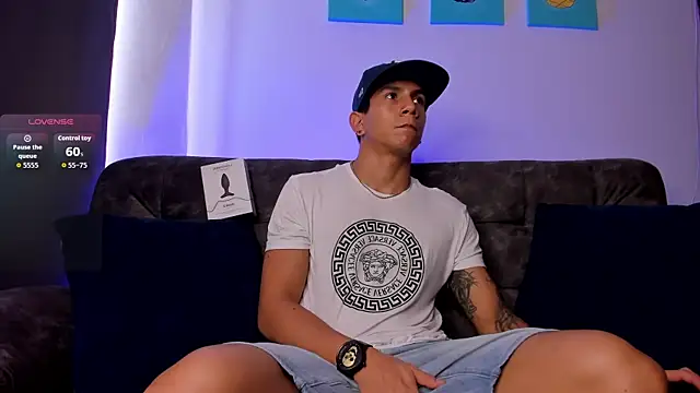 j deex online show from November 26, 2025, 6:31 pm