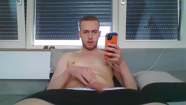 Snapshot of ddv1503 chatting on April 19, 2026, 1:21 pm ddv1503 online show from April 19, 2026, 1:21 pm