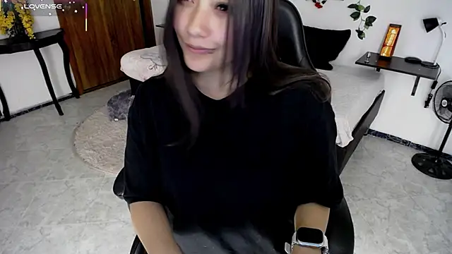 Snapshot of Mia_1120 chatting on November 22, 2025, 3:55 pm Mia 1120 online show from November 22, 2025, 3:55 pm