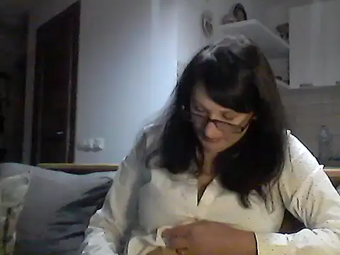 Elena48324 online show from November 1, 2025, 3:14 pm