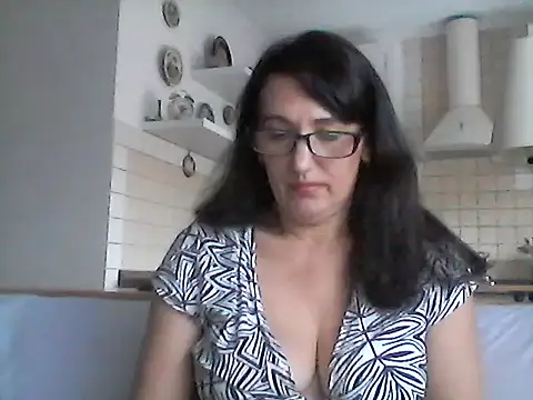 Snapshot of Elena48324 chatting on July 10, 2026, 11:35 am Elena48324 online show from July 10, 2026, 11:35 am