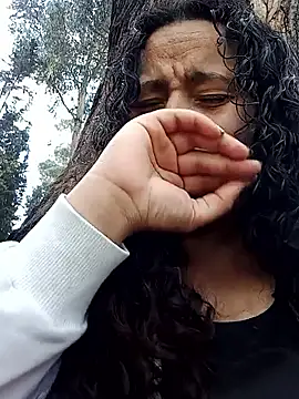 Yaya watson online show from November 2, 2025, 9:39 pm