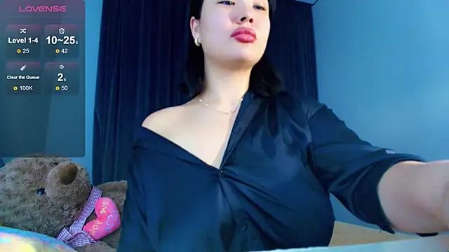 hwa rin online show from October 1, 2025, 3:40 pm